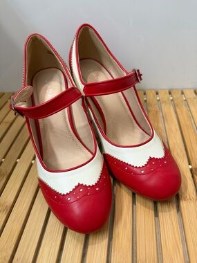 Two-Tone Red and White Mary Jane Heels